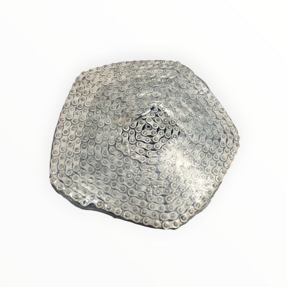 Chain 500KG (V500) - 6 metres, coiled metal roller chain, ideal for MBB Palfinger Tail Lifts; robust and reliable for heavy-duty applications.