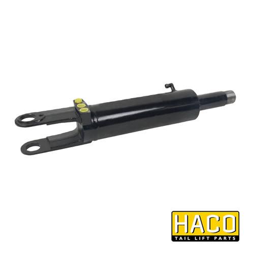 Tilt Ram HACO for Bar Cargolift 1WE130822, a black cylinder tool with yellow cap, designed for commercial trailers. Dimensions detailed in product description.