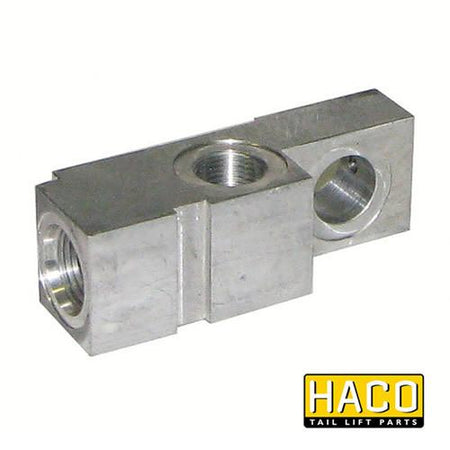 Valveblock (left) safety valve HACO for Dhollandia V130.L, featuring a robust metal design, suitable for high-quality tail lift systems.