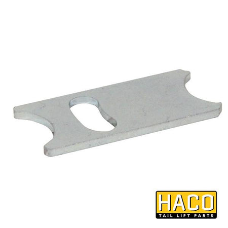 Retaining Plate HACO for Ratcliff Tail Lift, featuring a metal design with a central hole, compatible with Ratcliff part 3546-019-2.