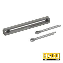 Pin Ø6x40 HACO, alternative to Ratcliff part 2246-002-2, shown with metal rod and wrench on a white surface, for tail lift applications.