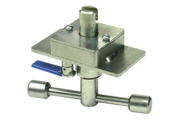 R40 Ratchet Tensioner featuring a blue handle, metal composition, and 25mm dia slotted spindle, ideal for load restraint in commercial trailers.